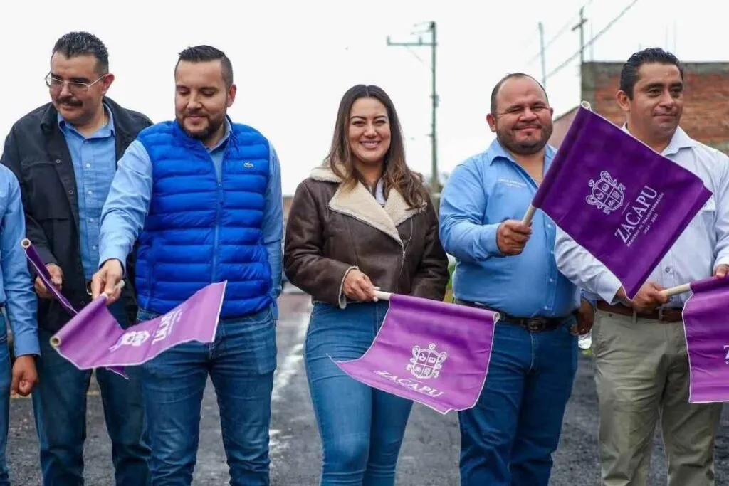 Mónica Valdez impulsa obra de drenaje sanitario en Cantabria para transformar Zacapu