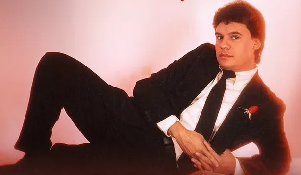 Netflix lanza el tráiler oficial de “Juan Gabriel: Debo, puedo y quiero”