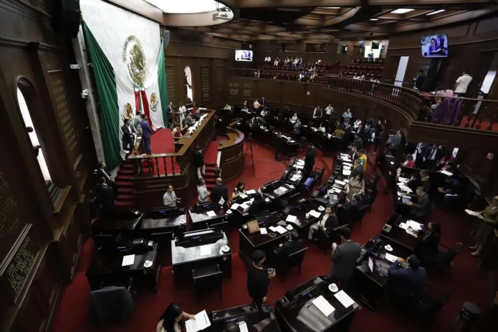 nueva ley fiscalía de Michoacán