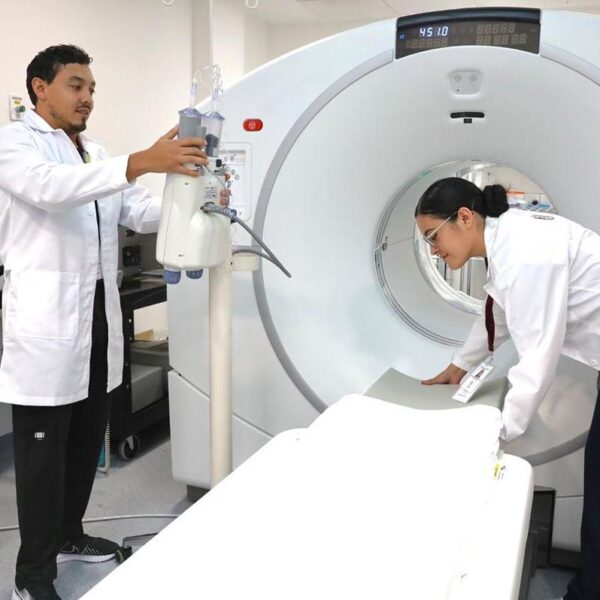 Nuevo equipo facilita detección del cáncer y optimiza el tratamiento: SSM