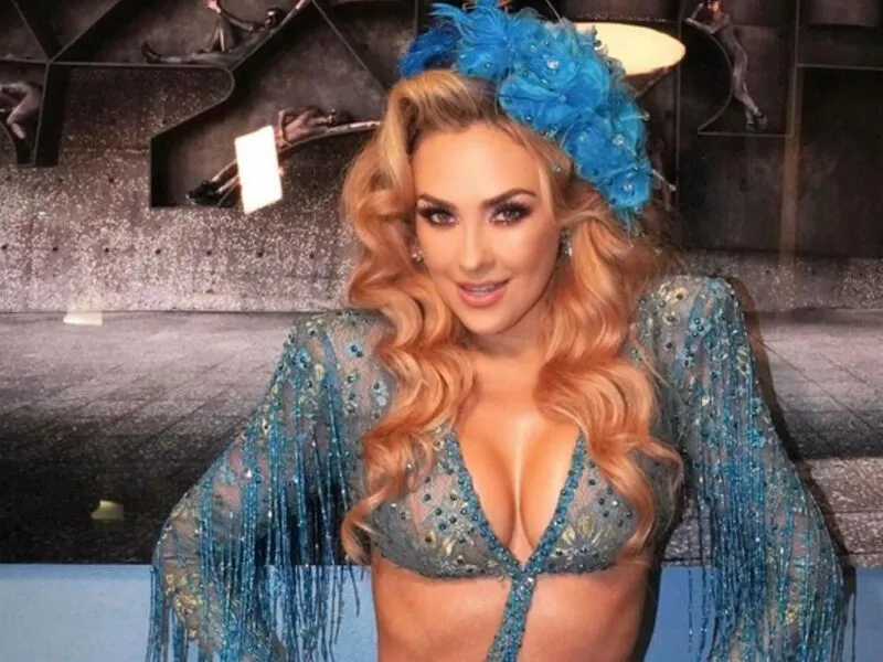 Omar Suárez defiende a Aracely Arámbula por críticas por viajar en avión privado