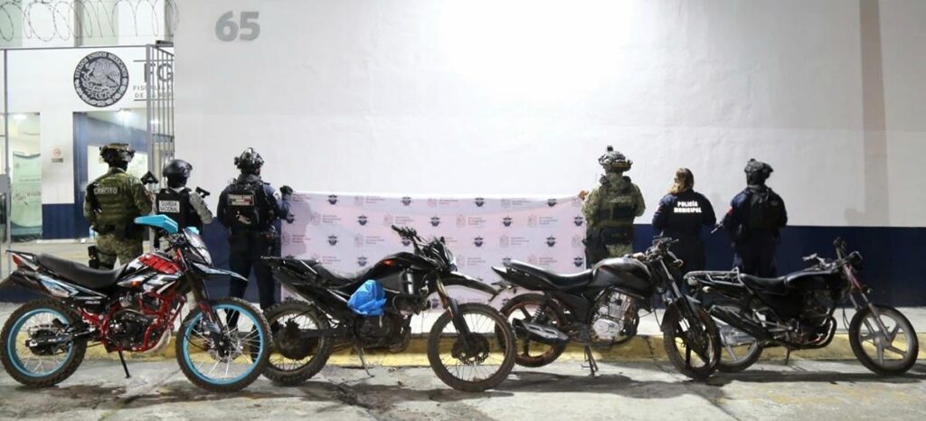 Operativo en Puruándiro logra detención de 8 personas con armamento y droga
