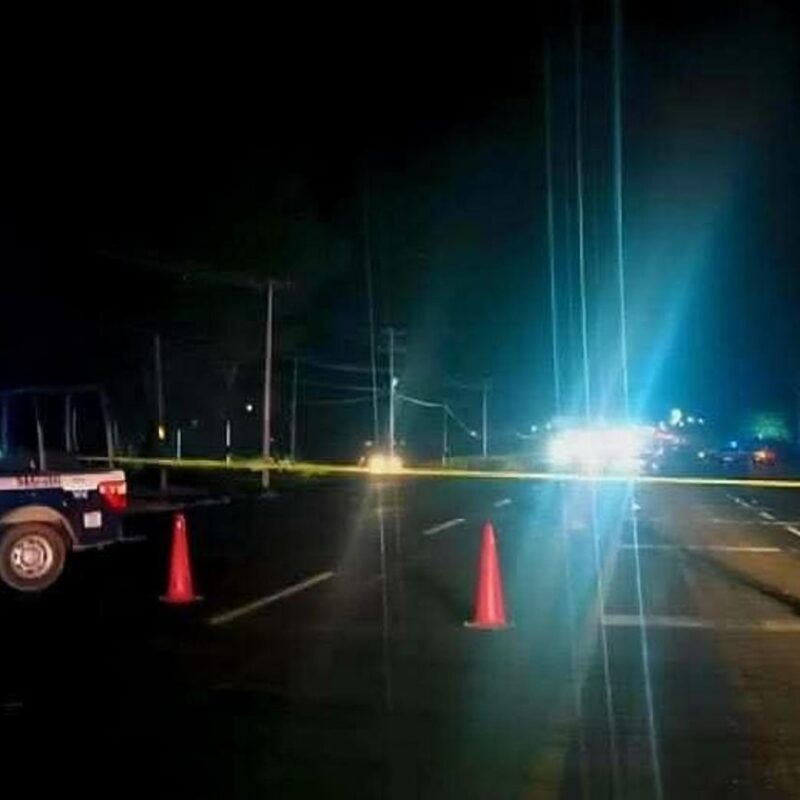 Pareja pierde la vida al ser atropellados en carretera de La Piedad, Michoacán