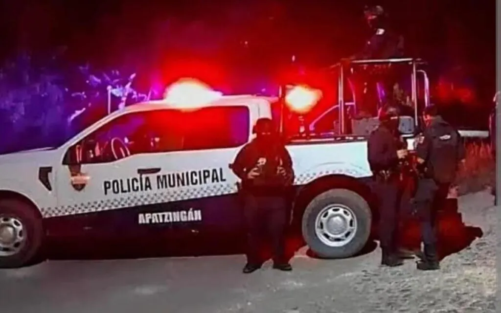 Policía de Apatzingán abate a dos presuntos delincuentes tras persecución
