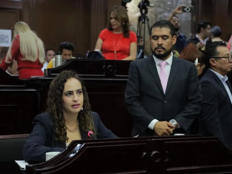 Presenta Sandra Arreola iniciativa para sancionar el robo a cuentahabientes en Michoacán