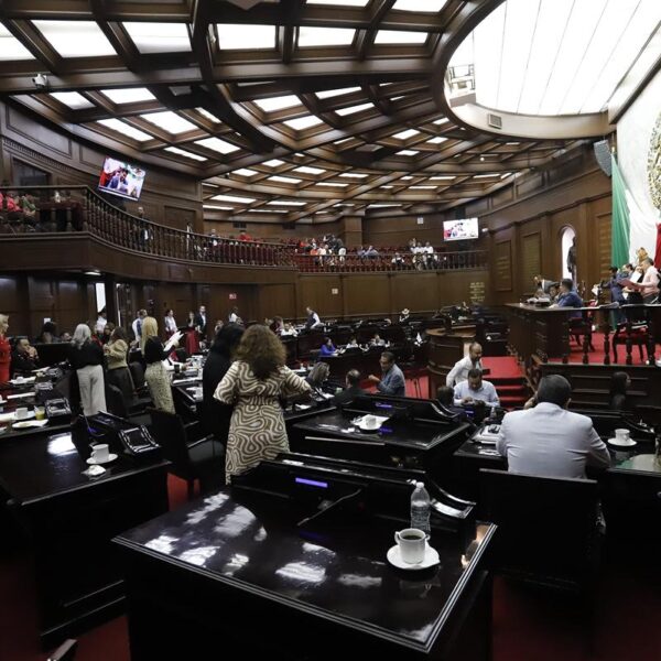 Promoción de lactarios en espacios públicos, facultad de comisiones edilicias de la mujer: 76 Legislatura