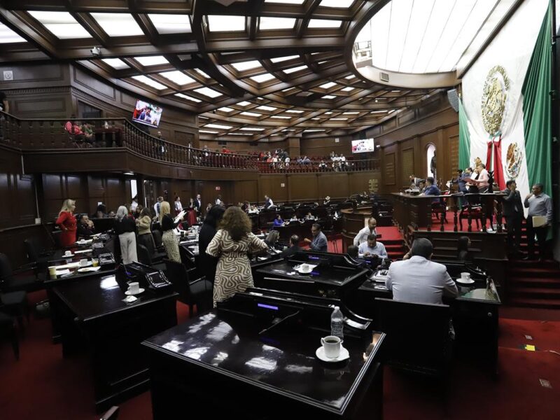 Promoción de lactarios en espacios públicos, facultad de comisiones edilicias de la mujer
