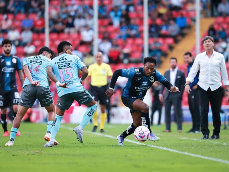 Querétaro remonta y vence 3-1 al Puebla en Liga MX 1
