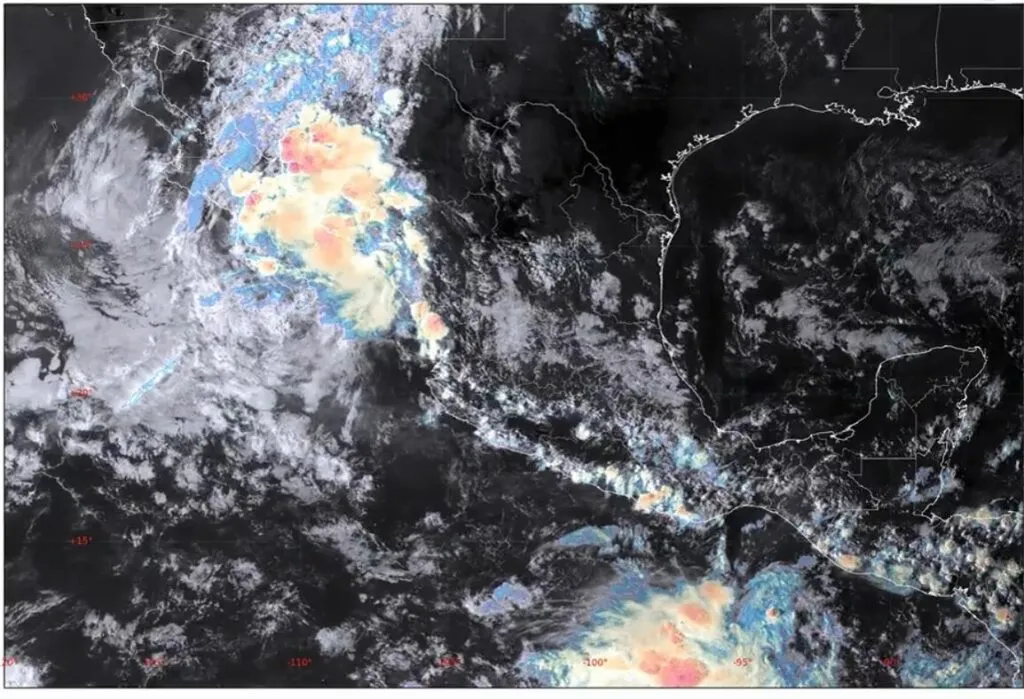 "Raymond" se debilita a ciclón post-tropical; lluvias continuarán en Baja California Sur y Sonora