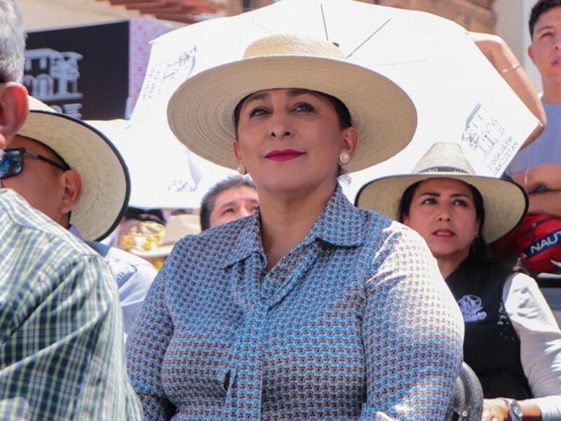 Refuerza Quiroga su compromiso con la comunidad migrante a través de la Tarjeta Orgullo Migrante