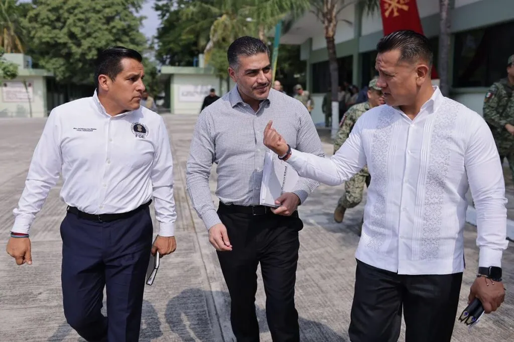 Refuerzan seguridad en Apatzingán; Bedolla, Harfuch y Defensa