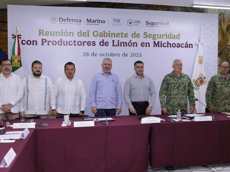 Refuerzan seguridad en región Apatzingán; acuerdan Bedolla, Harfuch y Defensa