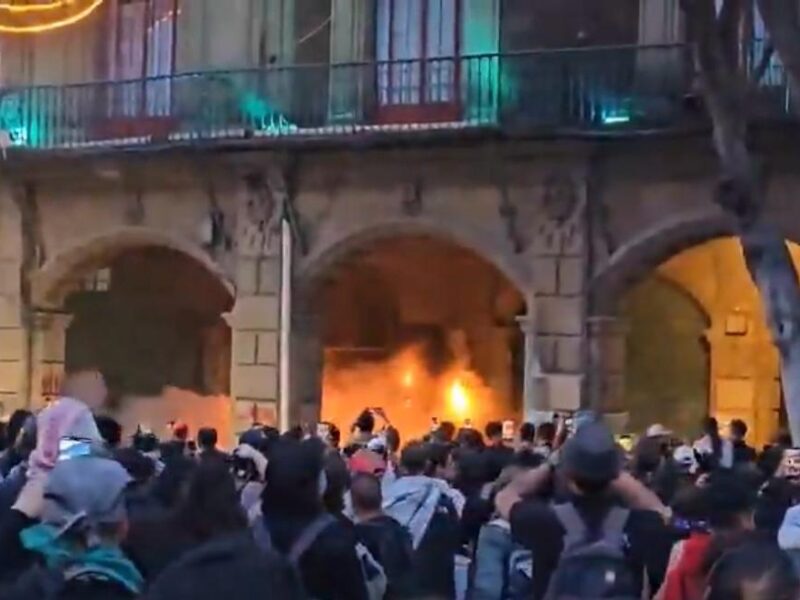 Reportan heridos durante la marcha conmemorativa del 2 de Octubre en CDMX