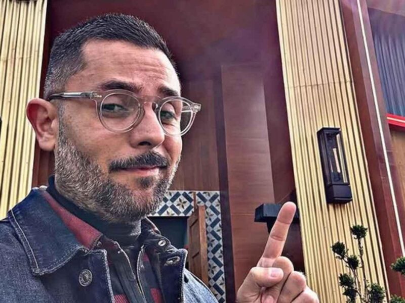 Ricardo Casares causa revuelo en TV Azteca tras confundir “La Granja VIP” con reality de Televisa