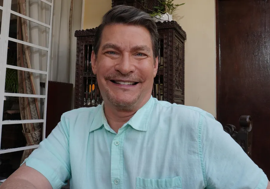 Sebastián Ligarde comparte video de un OVNI: “Estamos acompañados”
