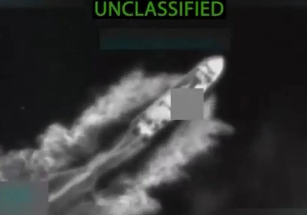 Semar opera rescate de presunto sobreviviente del ataque de EU