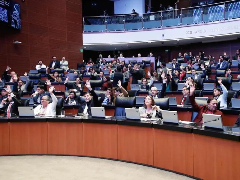 Senado consuma reforma a la Ley de Amparo; en fast track aprueban dictamen