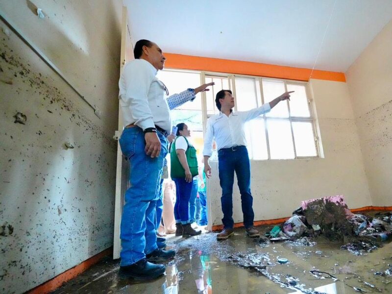 SEP garantiza la recuperación de mobiliario y equipo de escuelas afectadas por lluvias