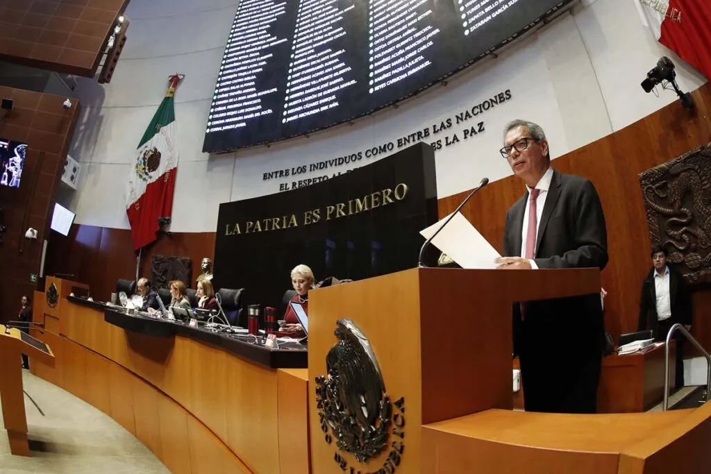 SHCP presentó 102 denuncias por "huachicol" fiscal ante la FGR por 16 mil millones de pesos
