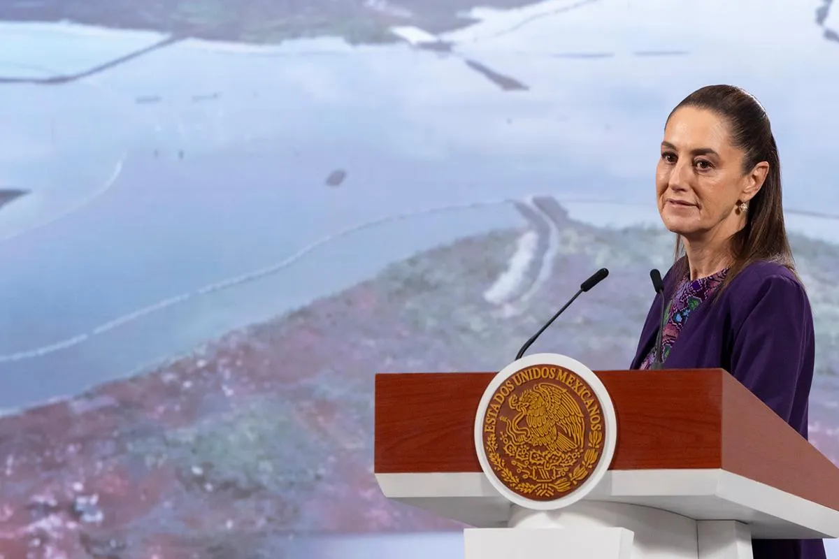 Sheinbaum defiende la política exterior de México ante críticas de Landau