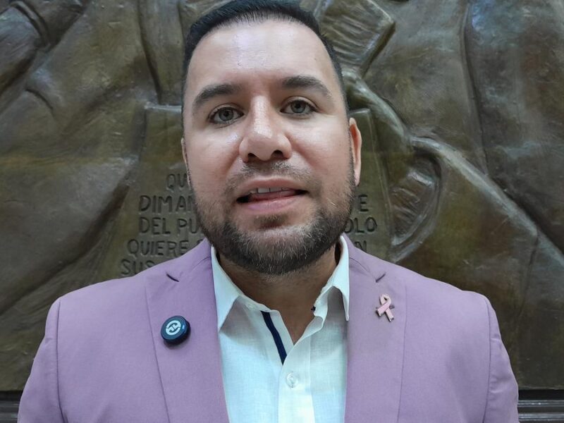 Sin información coordinador del PT sobre contratación de dos hermanos de Baltazar Gaona en Congreso