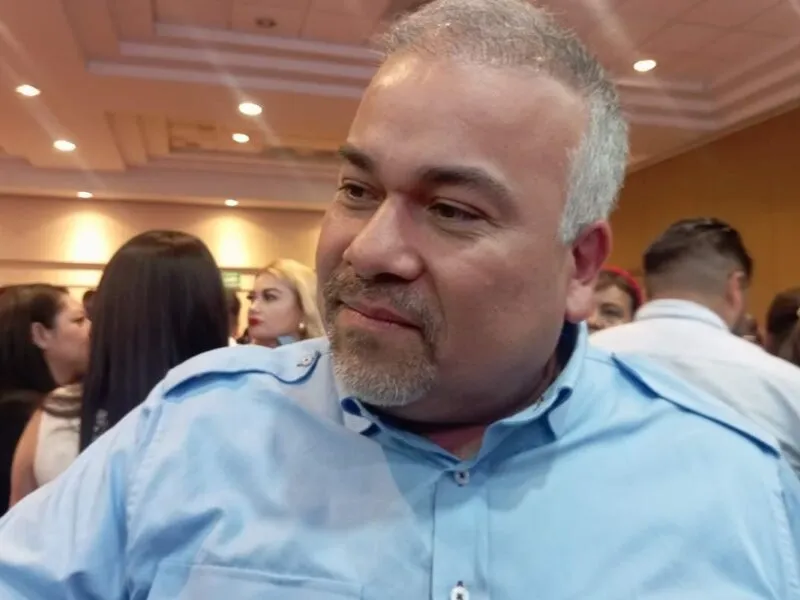 Suaviza Jesús Mora disputa con Leonel Godoy por rumbo de Morena Michoacán en 2027