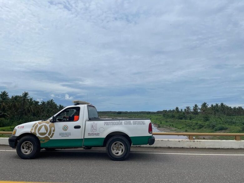 tormenta tropical Raymond pc michoacán 1