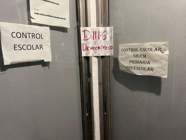 Trabajadores de la D-III-6 toman oficinas de la SEE en protesta por violaciones laborales