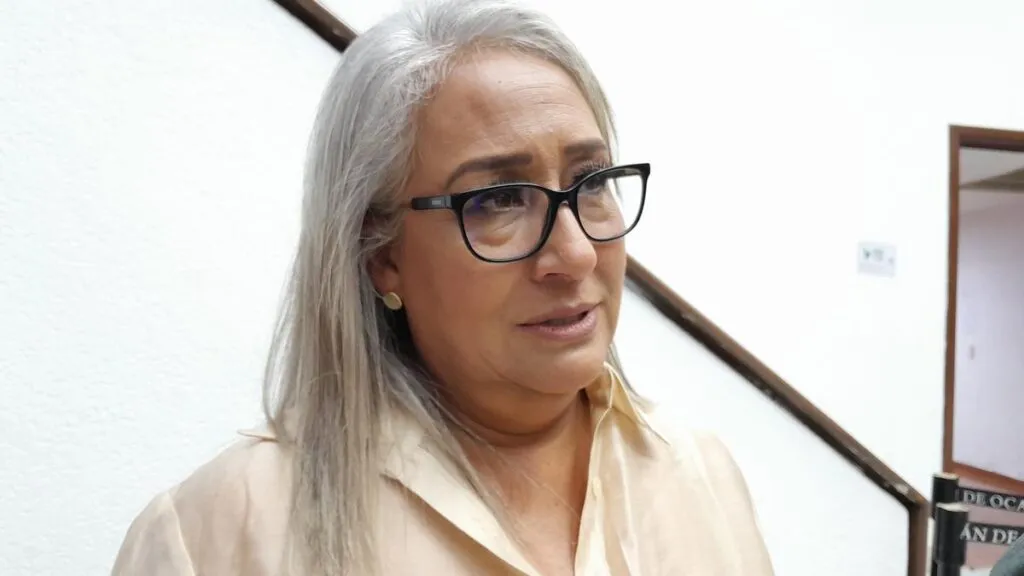 Tras inclusión constitucional del término gobernadora, prevén en Congreso foros de análisis