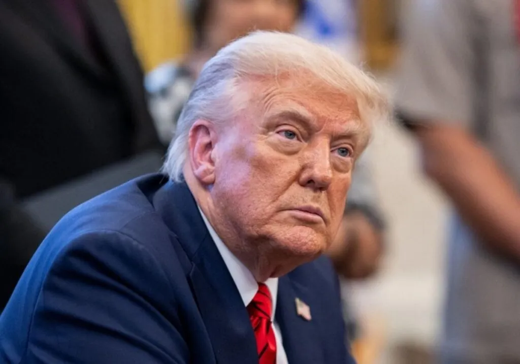 Trump amenaza con “aniquilación total” a Hamás si no entrega control de Gaza