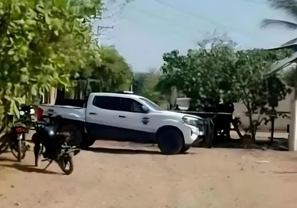 Un motociclista fue asesinado a balazos en una brecha de Buenavista, Michoacán;