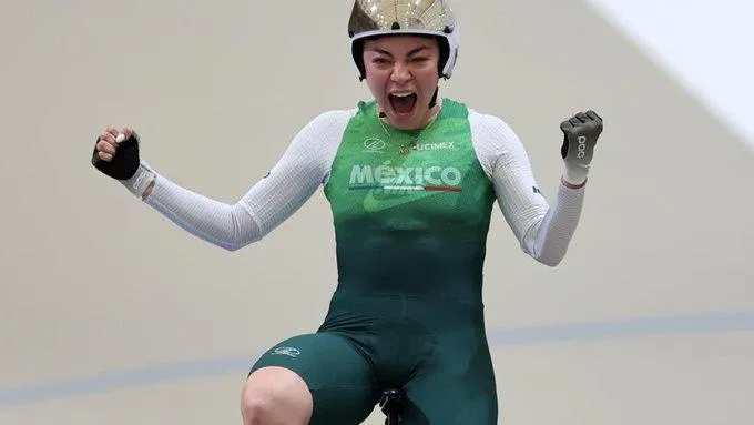 Yareli Acevedo es campeona mundial en ciclismo de pista