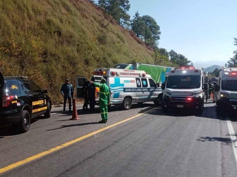 Accidente, Choque en autopista Siglo XXI deja un muerto y dos heridos hoy