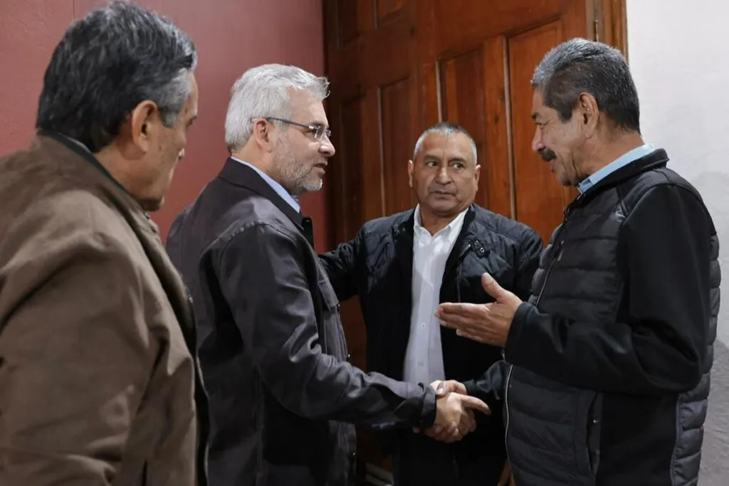 Acuerda Bedolla con transportistas descuentos en licencias chofer para el Buen Fin-2