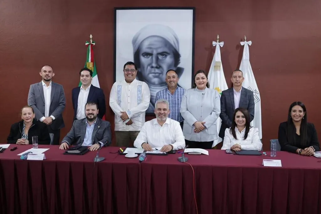 Alcaldes de Movimiento Ciudadano se unen al Plan Michoacán por la Paz