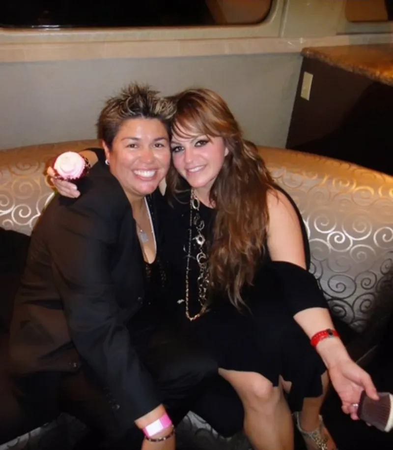 Amiga de Jenni Rivera pide oraciones por Lupillo tras señalamientos en su libro sobre romance con Chiquis-1