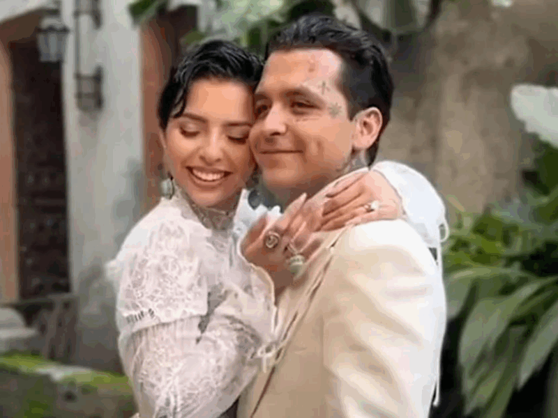 Ángela Aguilar insinúa boda religiosa con Nodal en mayo