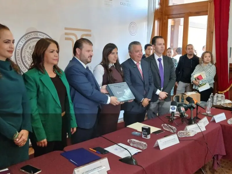 Arriba a Congreso local paquete económico estatal para 2026, por 107.8 mmdp