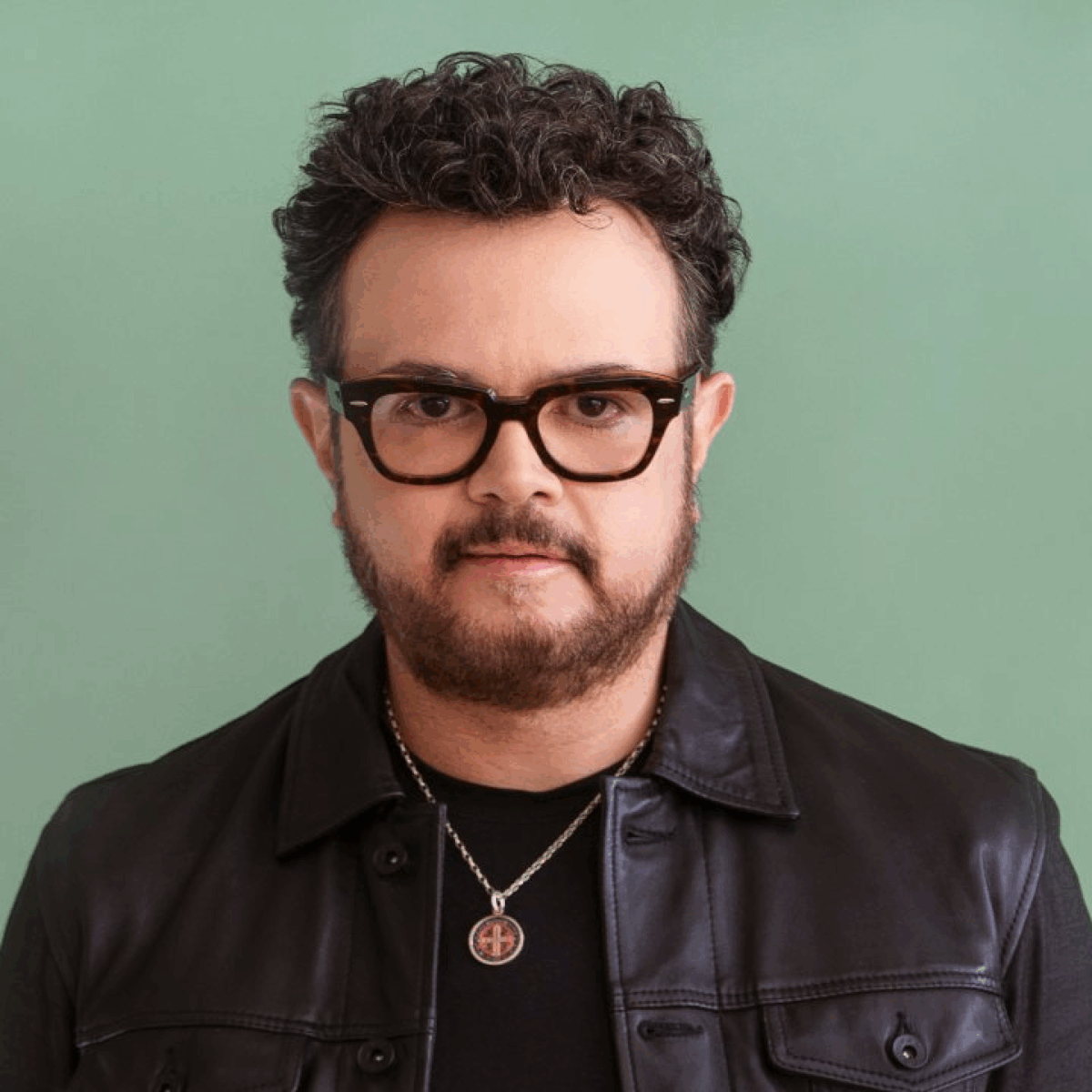 Aleks Syntek en crisis personal y legal por audios filtrados