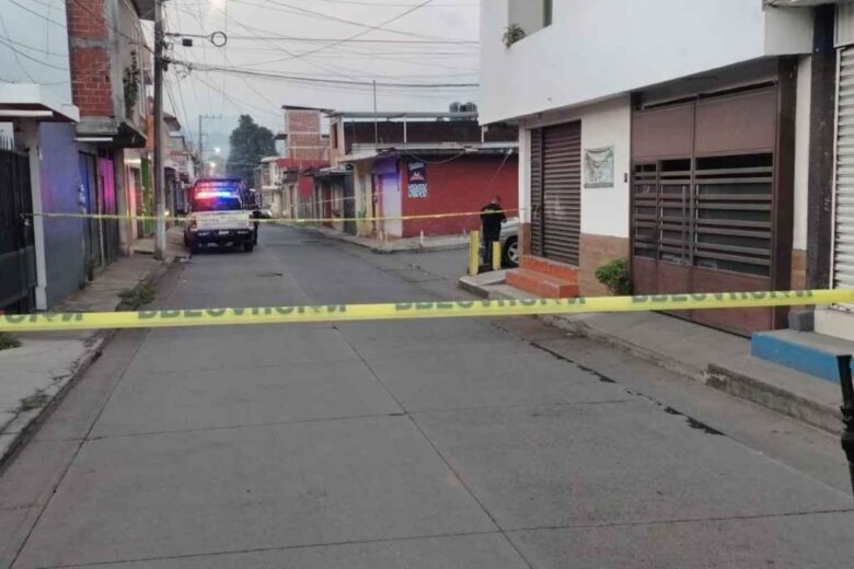 Asesinan a conductor en Uruapan, Michoacán hoy, Colonia 18 de Marzo