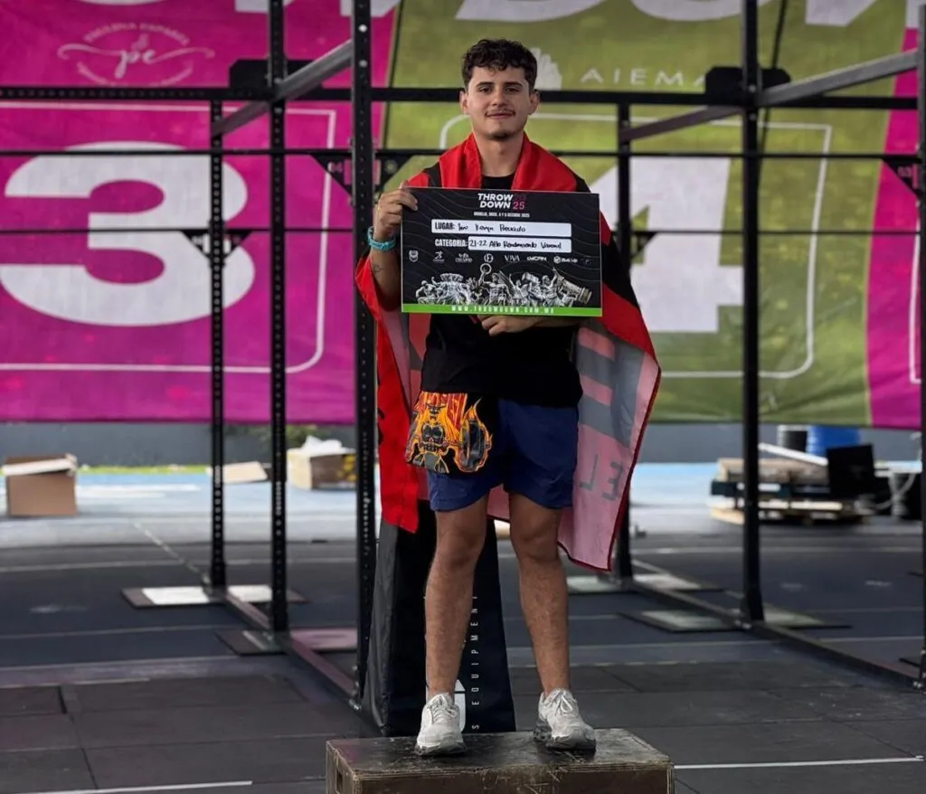 Atleta michoacano busca apoyo para representar a México en el Campeonato Mundial IF3