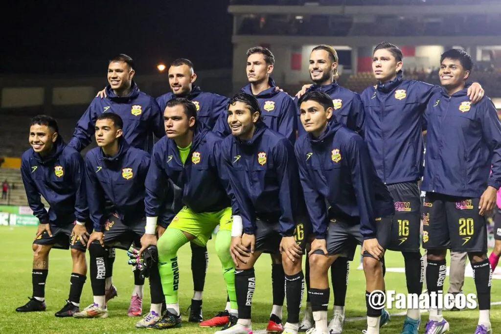 Atlético Morelia deja ir vivo al Irapuato con par de roscas-2