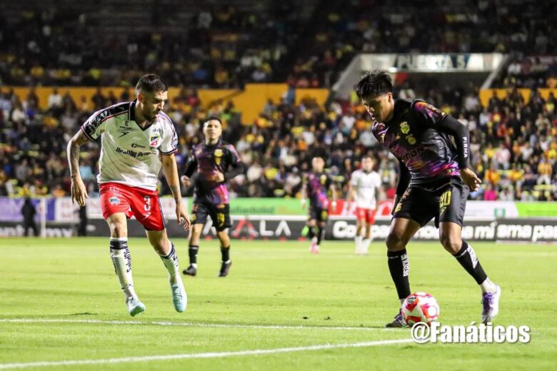 Atlético Morelia deja ir vivo al Irapuato con par de roscas