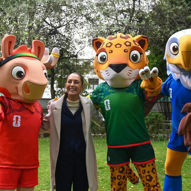 Sheinbaum regalará su boleto del Mundial 2026