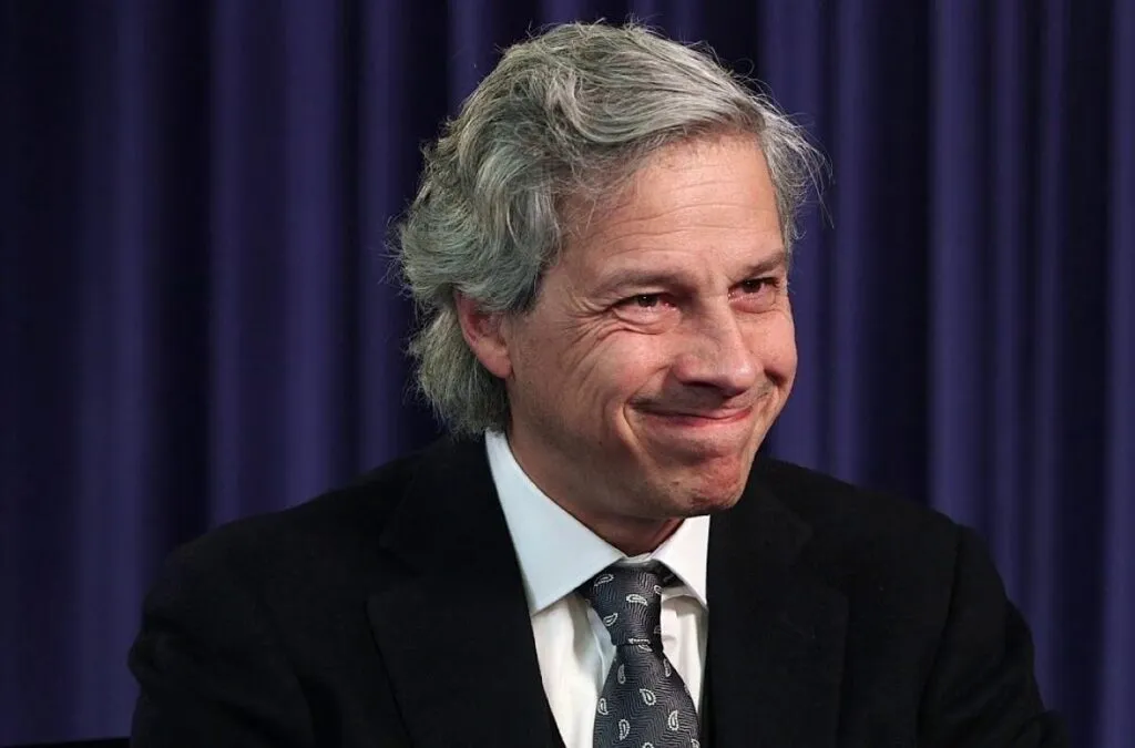 Busca Claudio X González en Michoacán 130 mil firmas contra reforma electoral 4T