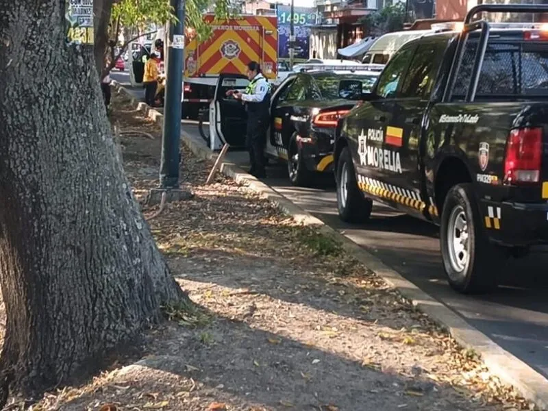 Cae mujer de la tercera edad al Río Grande de Morelia