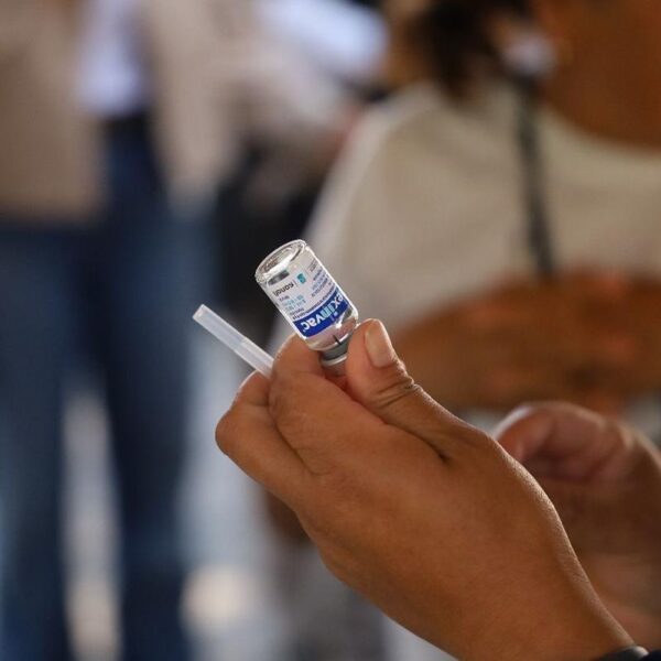 Campaña de vacunación invernal, SSM ha aplicado más de 181 mil dosis contra influenza