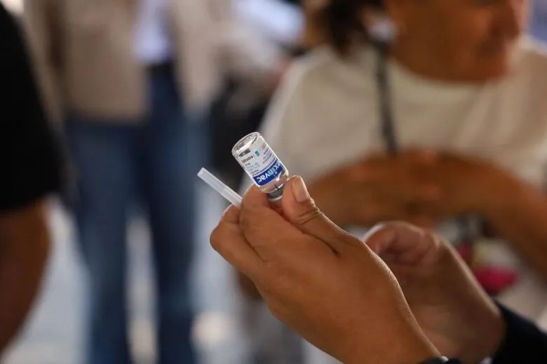 Campaña de vacunación invernal, SSM ha aplicado más de 181 mil dosis contra influenza