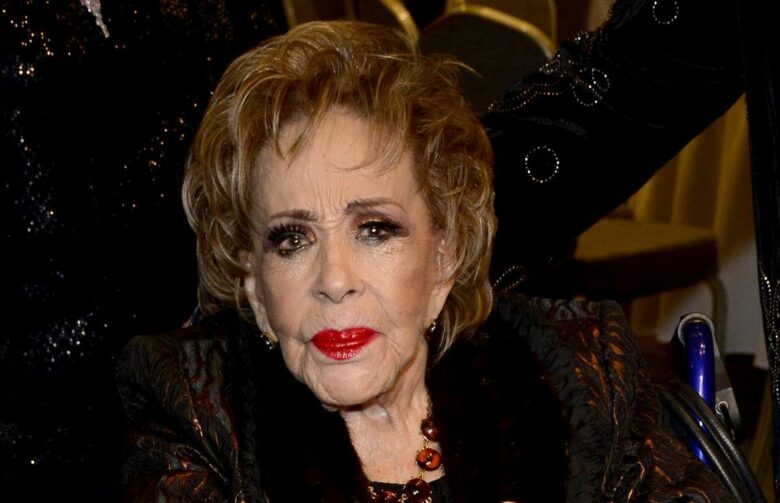 Cancelan homenaje a Silvia Pinal por decisión de Sylvia Pasquel tras intento de robo en su tumba