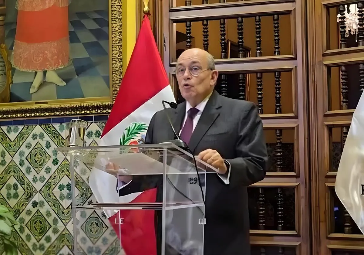 Canciller de Perú Hugo de Zela